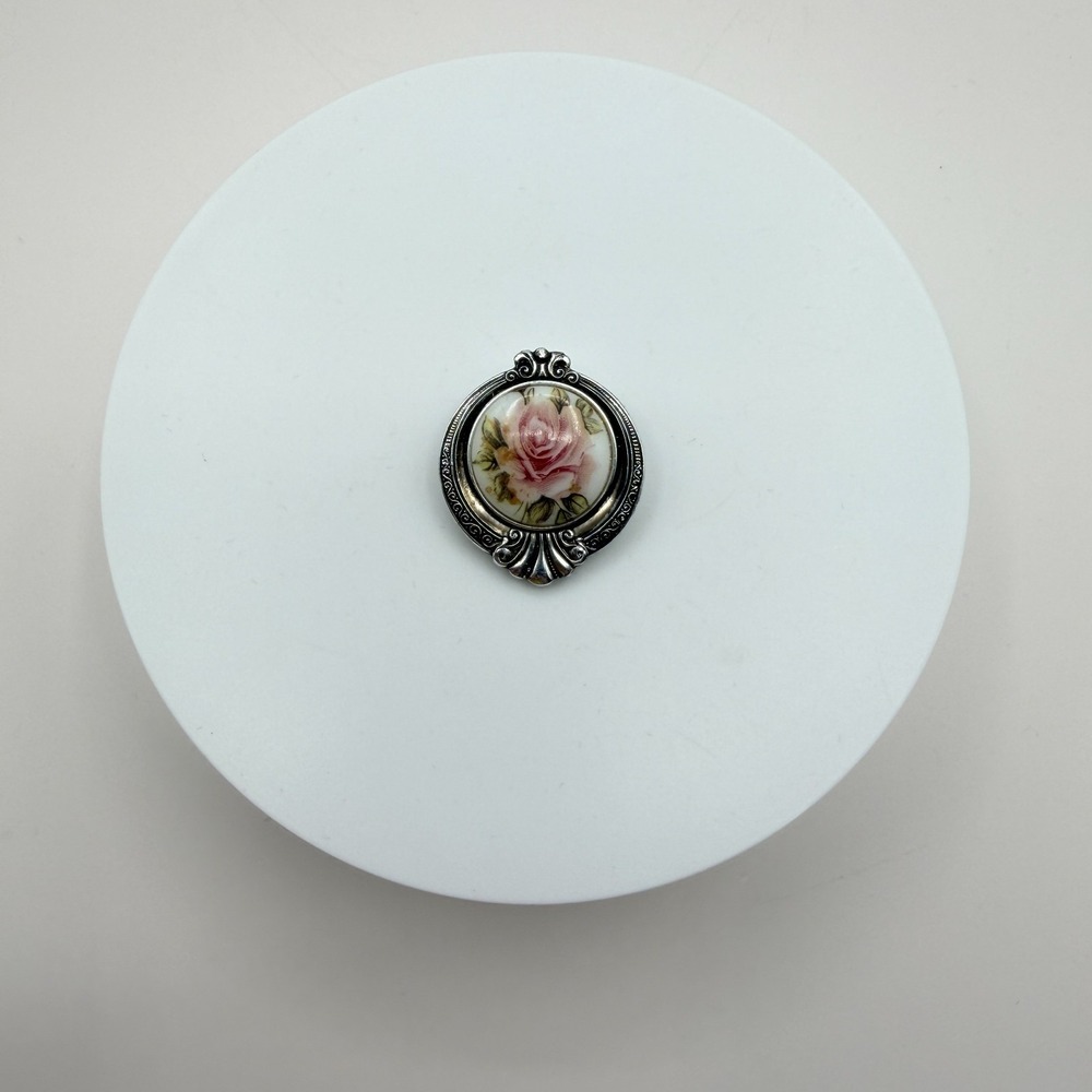 Vintage 80s SilverTone Scarf Clip Pink Rose Floral Glass Cabochon Boho Accessory - Picture 3 of 8